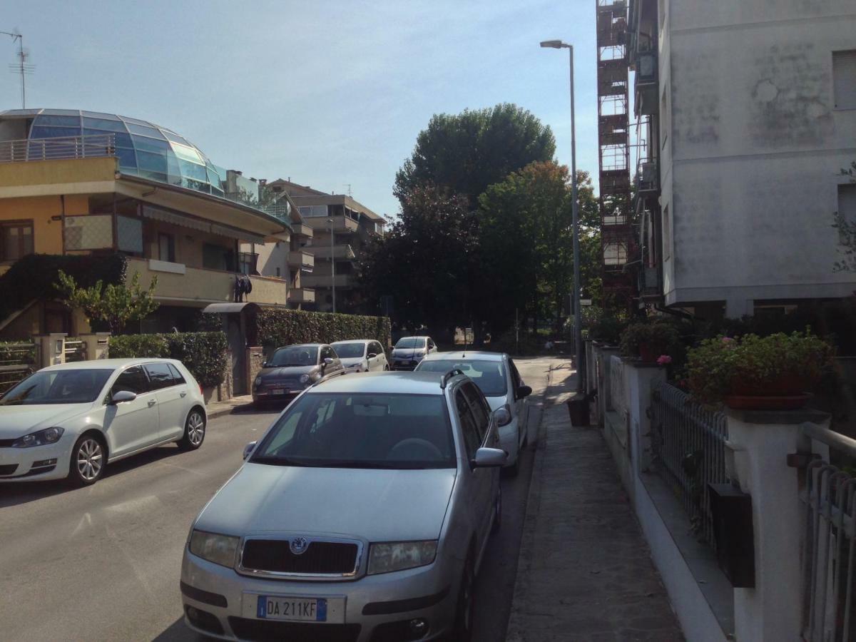 Casa Mimosa Appartement Viareggio Buitenkant foto