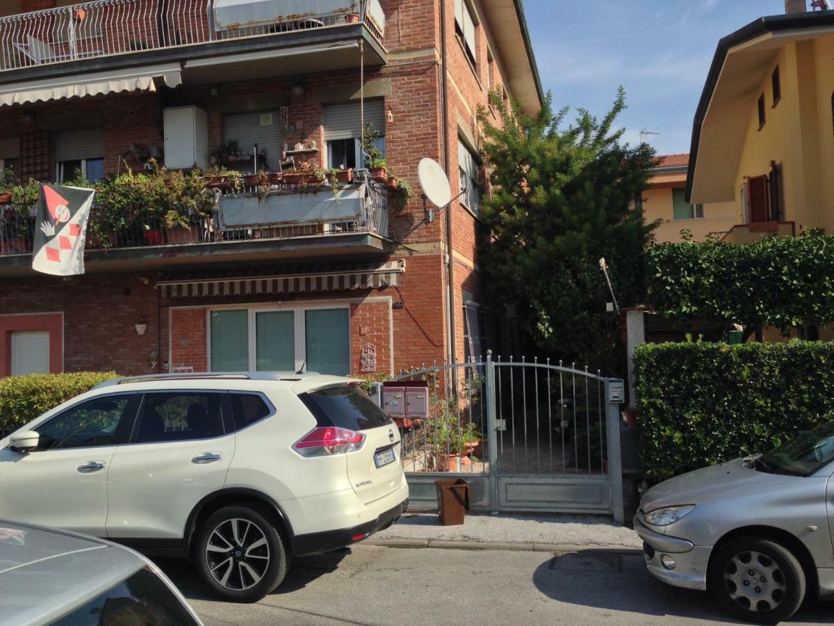 Casa Mimosa Appartement Viareggio Buitenkant foto